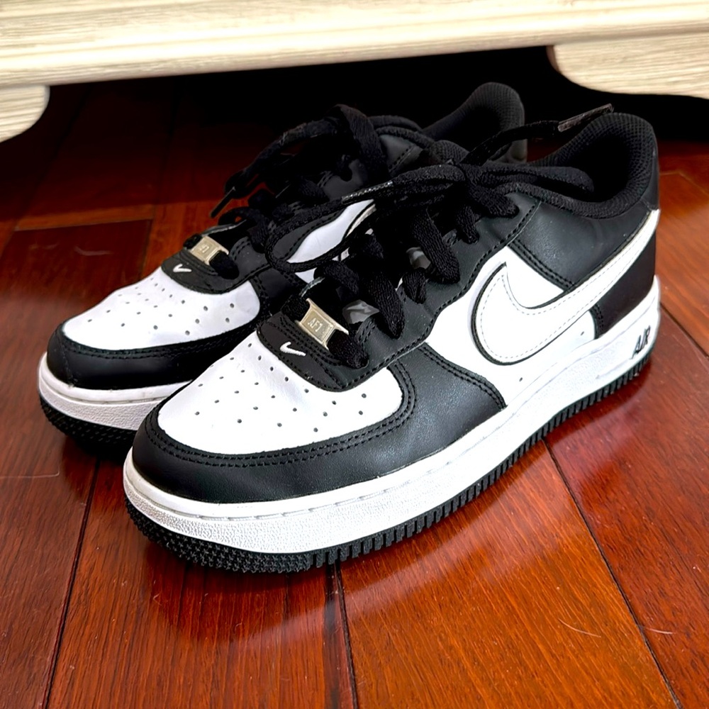 Nike Air Force 1 LV8 2 6Y